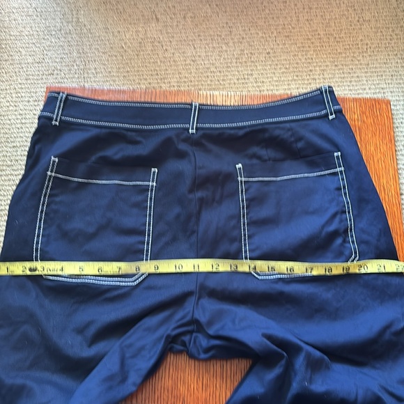 LOFT navy blue wide leg pants.Button front. Accent white stitching.Size 14Mcurvy - Picture 9 of 11